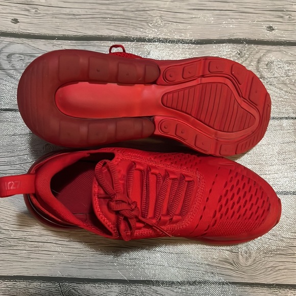 Nike Air Max 270 - Picture 6 of 10